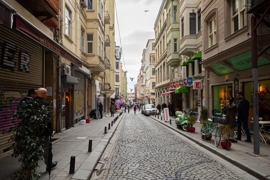 Istanbul Cracks Down on Fake Property Listings Amid Market Tensions